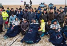 Sau khi ở ngoài không gian, các phi hành gia thay đổi thế nào khi trở về Trái đất?