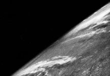 Bức ảnh đầu tiên chụp Trái đất từ tên lửa 70 năm trước