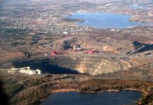 Tìm thấy nguồn nước 2 tỷ năm tuổi