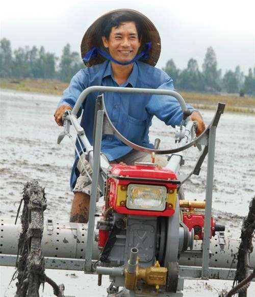 “Ông kỹ sư” trên đồng ruộng châu Phi