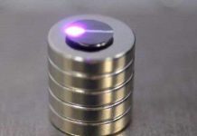 Nâng vật thể bằng ánh sáng