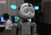 Bất ngờ với robot thông minh biết... hái hoa, chơi đàn