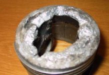 Đổ sai loại xăng có thể gây nổ động cơ