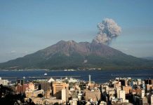 Núi lửa gần nhà máy điện hạt nhân Nhật sắp bùng nổ