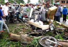 Cà Mau: Nhiều người mất tích trong lốc xoáy