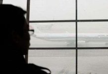 Bắc Kinh "ô nhiễm nặng", dân lên mạng để thở