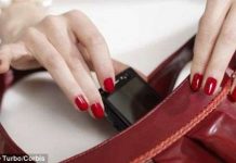 Túi xách phụ nữ bẩn hơn cả toilet