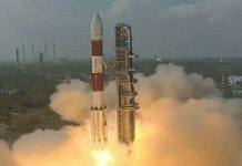 Cảnh mưa sao băng khắp thế giới Ấn Độ phóng 104 vệ tinh chỉ bằng một tên lửa đẩy, phá kỷ lục của Nga