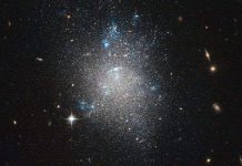 Hành trình truy tìm những thiên hà "vô hình" trong vũ trụ