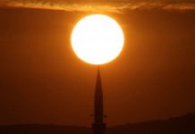 Lợi dụng Mặt Trời để truyền video giữa các sao