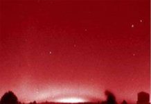 Cầu vồng đỏ xuất hiện khắp châu Âu