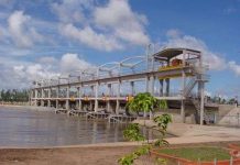 Nước mặn xâm nhập sâu trong mùa khô năm 2013 Nước mặn xâm nhập sâu trong mùa khô năm 2013