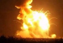 Tên lửa NASA nổ tung sau sáu giây rời bệ phóng Tên lửa NASA nổ tung sau sáu giây rời bệ phóng