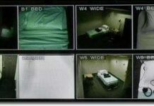 Con người ở được một mình trong bóng tối bao lâu?