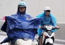 Mỹ: Lốc xoáy tàn phá một nửa thị trấn Miền Bắc mưa rào dịp cuối tuần