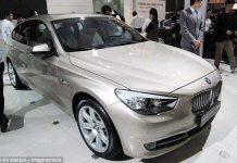 Sử dụng công nghệ khóa xe từ xa của BMW để nhốt trộm