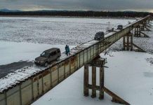 Cây cầu "trần trụi" nhất thế giới