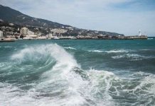 Nước biển ngày càng mặn hơn?