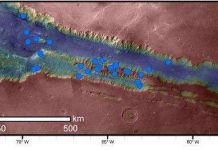 Sửng sốt phát hiện vết chất lỏng trên sao Hỏa Sửng sốt phát hiện vết chất lỏng trên sao Hỏa