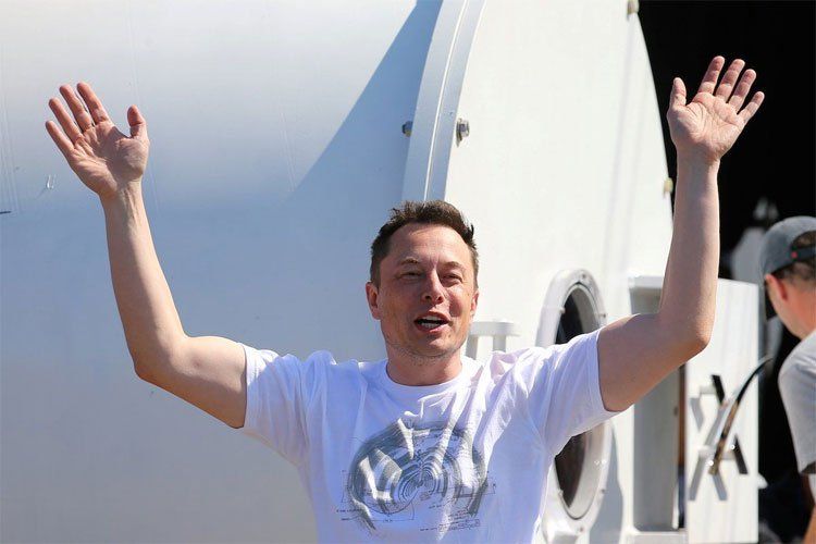 James Dyson - tỷ phú muốn giải cứu thế giới giống Elon Musk