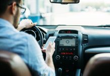 Vật lý chứng minh: chẳng ai vừa lái xe vừa nhắn tin mà lại an toàn cả