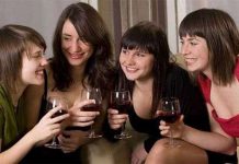 Lý do con người uống nhiều rượu