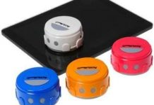 Robot vệ sinh màn hình thiết bị di động