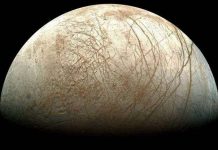 NASA muốn hạ cánh xuống vệ tinh Europa của Sao Mộc