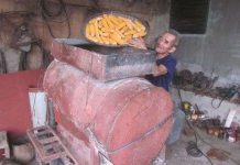 Lão nông 84 tuổi và chiếc máy "5 trong 1"