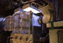 Hồ thủy sinh trên trạm không gian