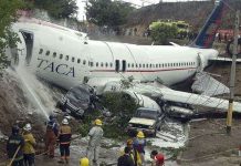 Ngồi phía sau an toàn hơn khi máy bay rơi