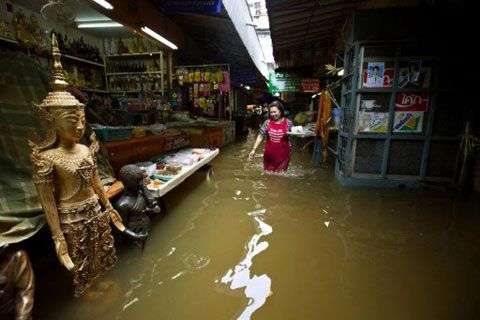 Thái Lan chìm trong lũ lụt
