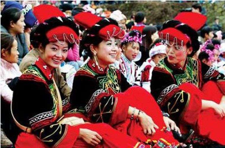 Khám phá những phong tục truyền thống trong ngày Rằm tháng 7 ở phương Đông