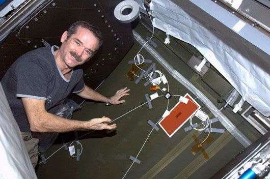 Hệ thống siêu âm giúp xác định điểm rò rỉ khí trên trạm ISS