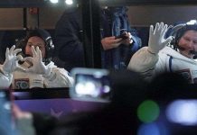 Trang phục “Gấu trắng” giúp các phi hành gia không bị lạnh cóng