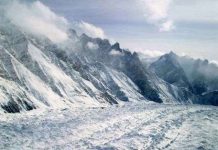 Các sông băng trên Himalayas bị khuyết dần trong 40 năm qua Các sông băng trên Himalayas bị khuyết dần trong 40 năm qua