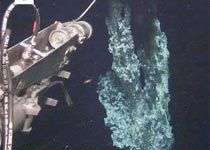 Tìm thấy nước sôi ở giữa Bắc cực lạnh