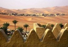 Xuất hiện sông băng chảy giữa sa mạc, ngày tận thế sắp đến?