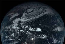 Hình ảnh cho thấy Trái đất màu xám chứ không phải màu xanh Hình ảnh cho thấy Trái đất màu xám chứ không phải màu xanh