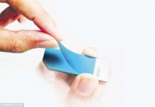 Bộ nhớ USB độc đáo mỏng như giấy