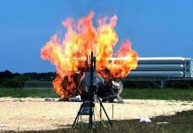 Cỗ máy đổ bộ của NASA nổ tung khi thử nghiệm