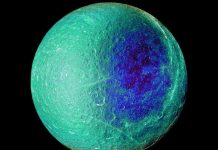 Những sự thật ít ai biết về Mặt trăng Rhea, sao Thổ