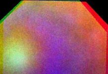 Lần đầu chộp được hiệu ứng cầu vồng ngoài Trái đất Lần đầu chộp được hiệu ứng cầu vồng ngoài Trái đất