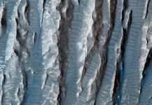 Phát hiện hàng loạt khối đá hình ngón tay trên bề mặt Sao Hỏa