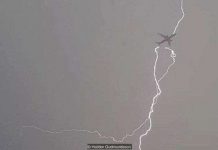 Vì sao sấm sét không làm ảnh hưởng đến máy bay trong khi bay?