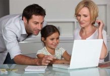 Phụ nữ học càng giỏi càng dễ ly hôn?