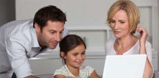 Phụ nữ học càng giỏi càng dễ ly hôn?