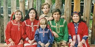 Kì cục bộ tộc có phong tục đổi vợ đổi chồng cho nhau để được may mắn