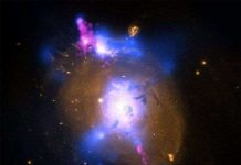 Những đợt bùng nổ sóng vô tuyến bí ẩn ngoài vũ trụ