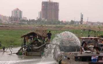 Biến cát bẩn thành cát sạch